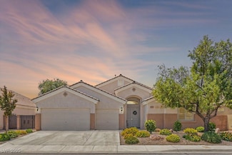 2025 Dakota Lodge Ave, Las Vegas, NV 89123