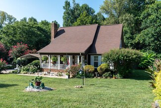 7317 Tall Tree Ln, Charlotte, NC 28214