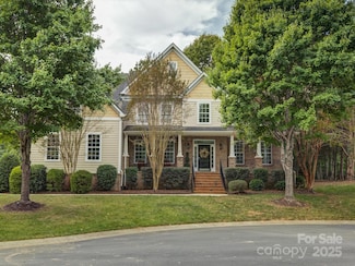 8200 Sturminster Dr, Waxhaw, NC 28173