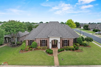 205 Gloucester Dr, Bossier City, LA 71111
