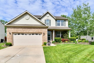 938 Weeping Way Ln, Avon, IN 46123