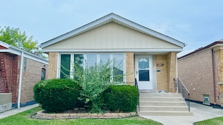 6005 S Menard Ave, Chicago, IL 60638