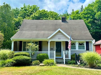 313 Larchmont Rd, Elmira, NY 14905