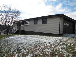 801 Mile Lock Ln, Brackenridge, PA 15014