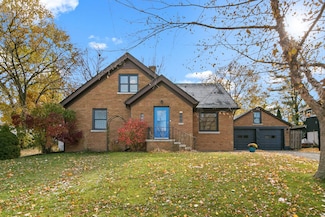 539 Hibbard St, Columbus, WI 53925