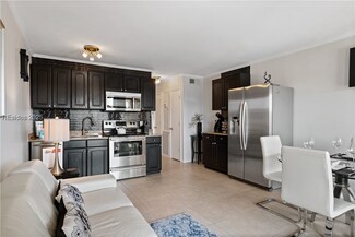 40 Folly Field Rd Unit C348, Hilton Head Island, SC 29928