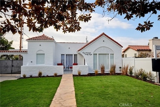 728 Euclid St, Santa Monica, CA 90402