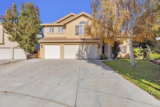 1100 Mulberry Ct, Hollister, CA 95023