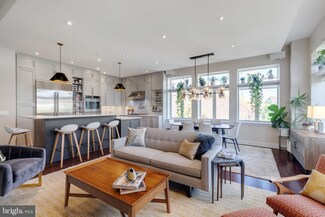 1900 Hamilton St Unit 307, Philadelphia, PA 19130