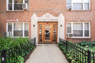 88 Strathmore Rd Unit 7, Brighton, MA 02135