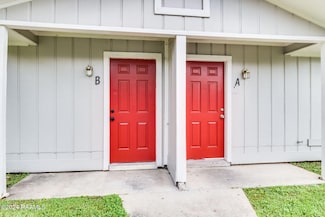 606 Yvonne St, New Iberia, LA 70560