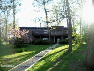 1931 Beach Point, Davis, IL 61019