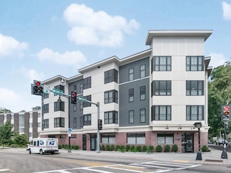1789 Centre St Unit 405, Boston, MA 02132