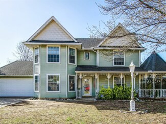4013 S Chestnut Ave, Broken Arrow, OK 74011
