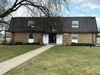 7S035 Suffield Ct Unit C108, Westmont, IL 60559