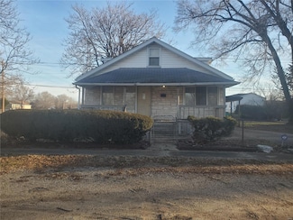 1911 Piggott Ave, East Saint Louis, IL 62207