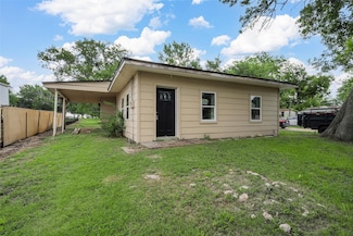 306 N Goddard St, Mart, TX 76664