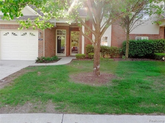 14478 Shadywood Dr Unit 51, Sterling Heights, MI 48312