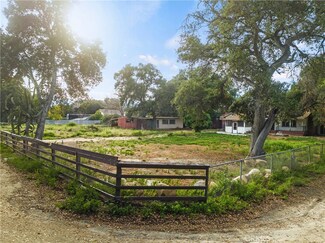 24811 Meadview Ave, Newhall, CA 91321
