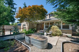 13523 Meridian Ave N, Seattle, WA 98133