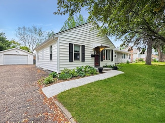 6915 11th Ave S, Richfield, MN 55423