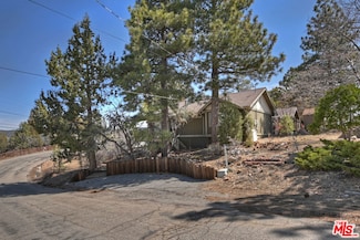 779 Villa Grove Ave, Big Bear City, CA 92314