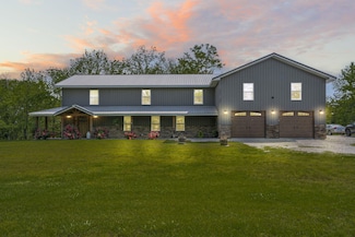 1832 Quiet Acres Rd, Lampe, MO 65681