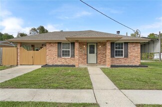 2816 Maureen Ln, Meraux, LA 70075