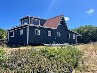 94-6347 Makai St, Naalehu, HI 96772