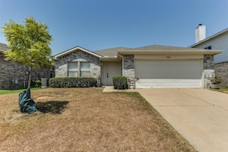1016 Silver Spur Ln, Fort Worth, TX 76179