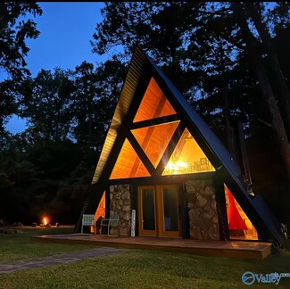 2406 Crockett Cir, Guntersville, AL 35976