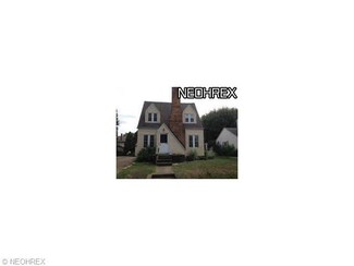 2102 37th St NW, Canton, OH 44709