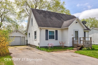 2154 California Ave, Saginaw, MI 48601