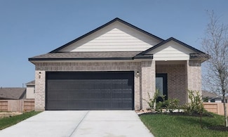 3191 Savannah Rose Dr, Angleton, TX 77515