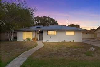 113 Rice Dr, Portland, TX 78374