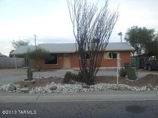 6310 E Calle Castor, Tucson, AZ 85710