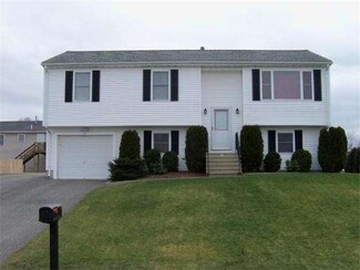 67 Four Winds Dr, Fall River, MA 02720
