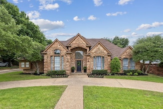 810 Quail Run Dr, Keller, TX 76248