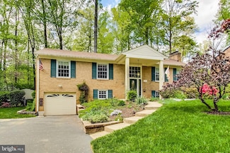 3718 Acosta Rd, Fairfax, VA 22031