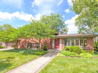 1248 Heather Rd, Homewood, IL 60430