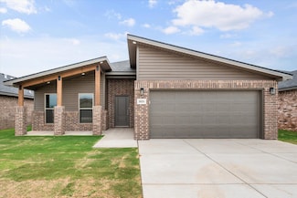 1624 N Clinton Ave, Lubbock, TX 79416