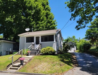 25 Acushnet Ave, Worcester, MA 01606