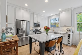 5457 Lost Lake Ln, Mound, MN 55364