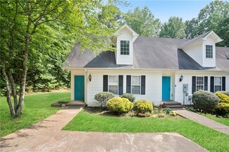 6714 Lakewood Dr, Douglasville, GA 30135