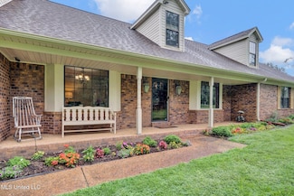 8140 Hunters Hill Cove, Olive Branch, MS 38654