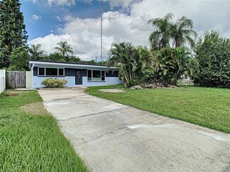 8220 Quail Rd, Seminole, FL 33777