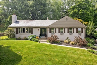 169 Warwick Dr, Pittsburgh, PA 15241