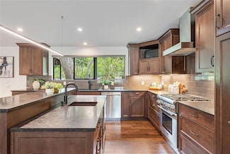 2502 Spring Creek Dr, Austin, TX 78704