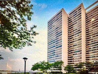 1001 W Jefferson Ave, Detroit, MI 48226