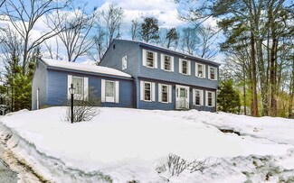 29 Camelot Place, Manchester, NH 03104